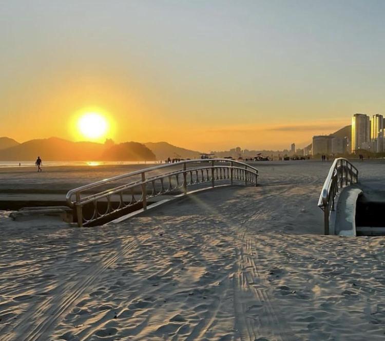 Apartamento Em Santos No Gonzaga Em Frente A Praia Buitenkant foto